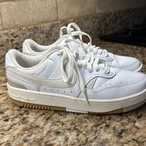 Nike White Sneakers with Tan Accents 9.5